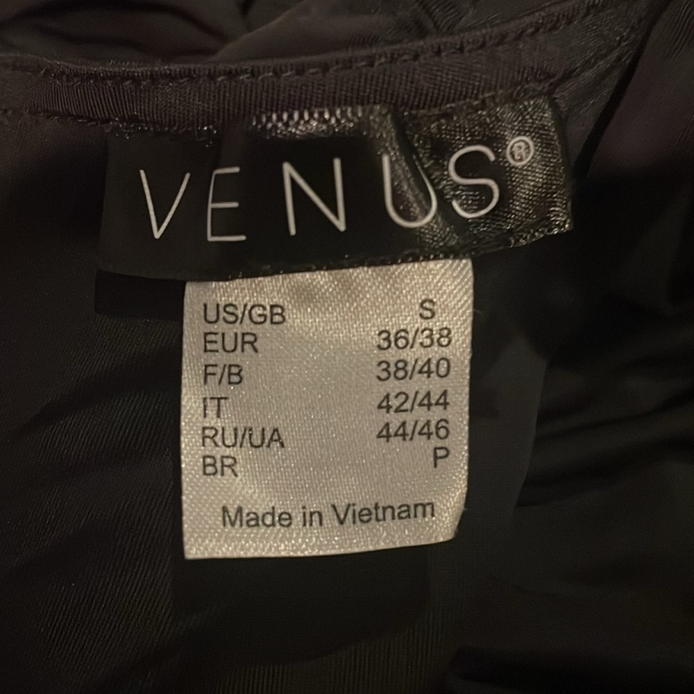 Venus Shape Embrace Ruched Dress size S - Picture 9 of 10